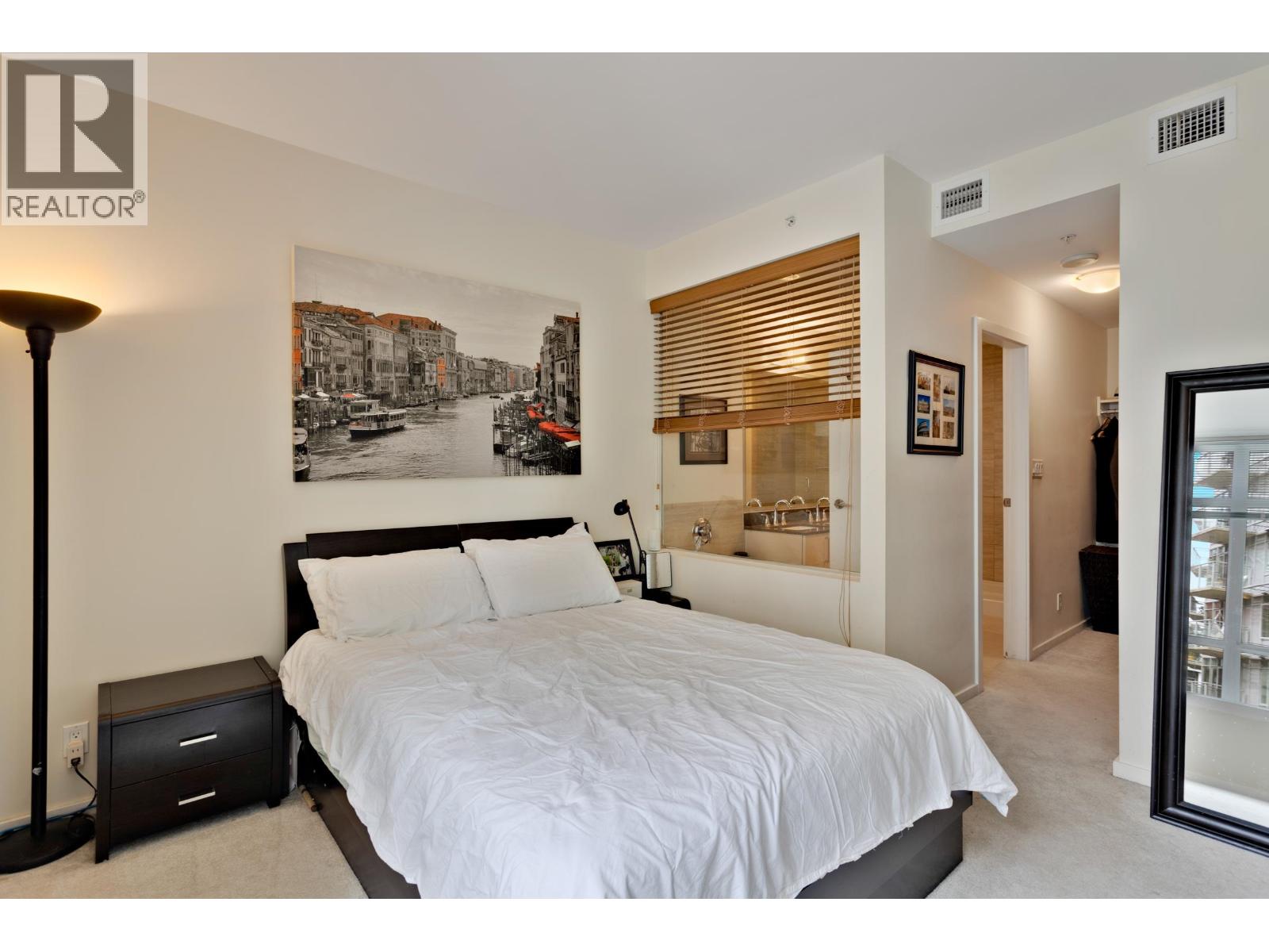 Photo 13 of 304 63 W 2nd Avenue, Vancouver BC