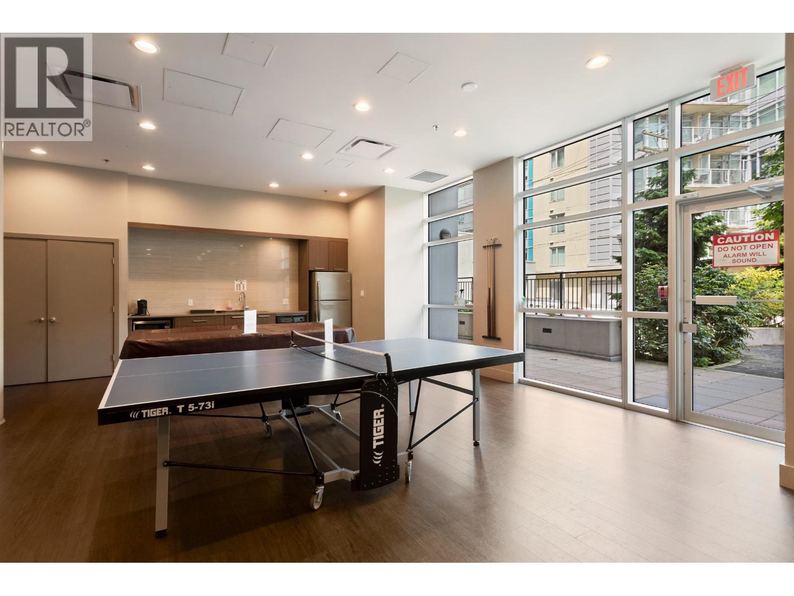 Photo 31 of 304 63 W 2nd Avenue, Vancouver BC