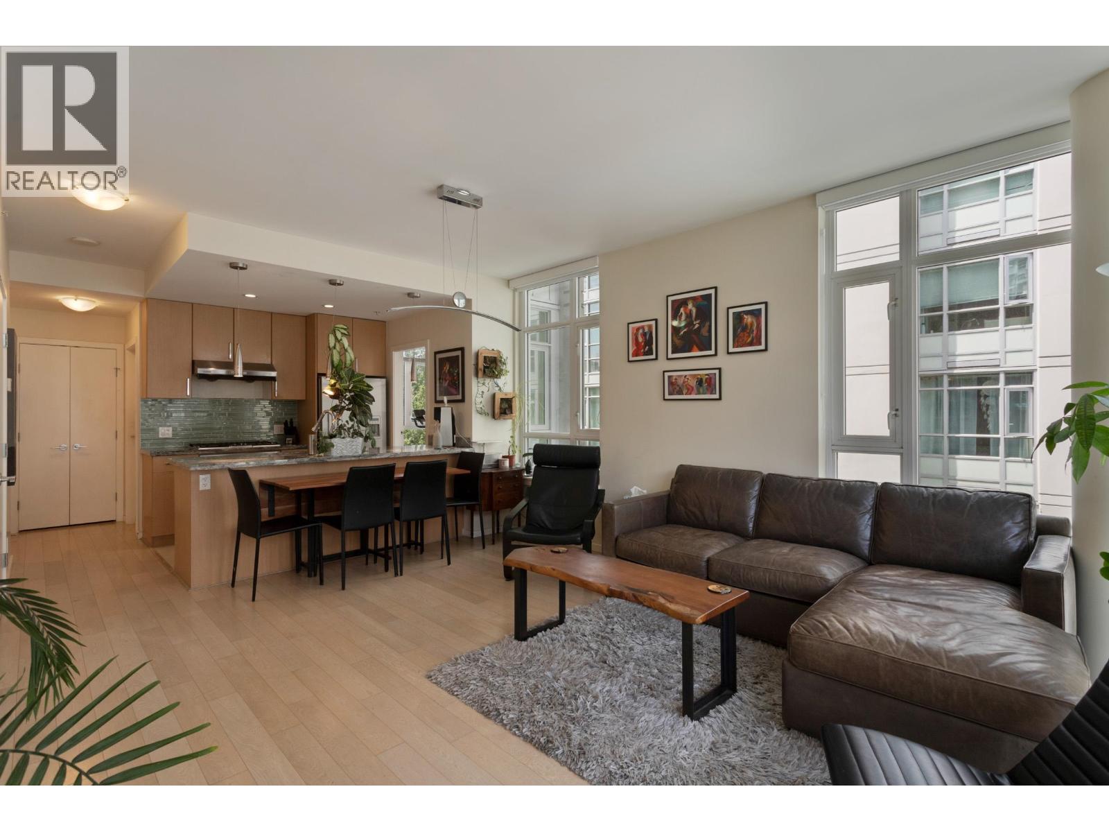 Photo 5 of 304 63 W 2nd Avenue, Vancouver BC