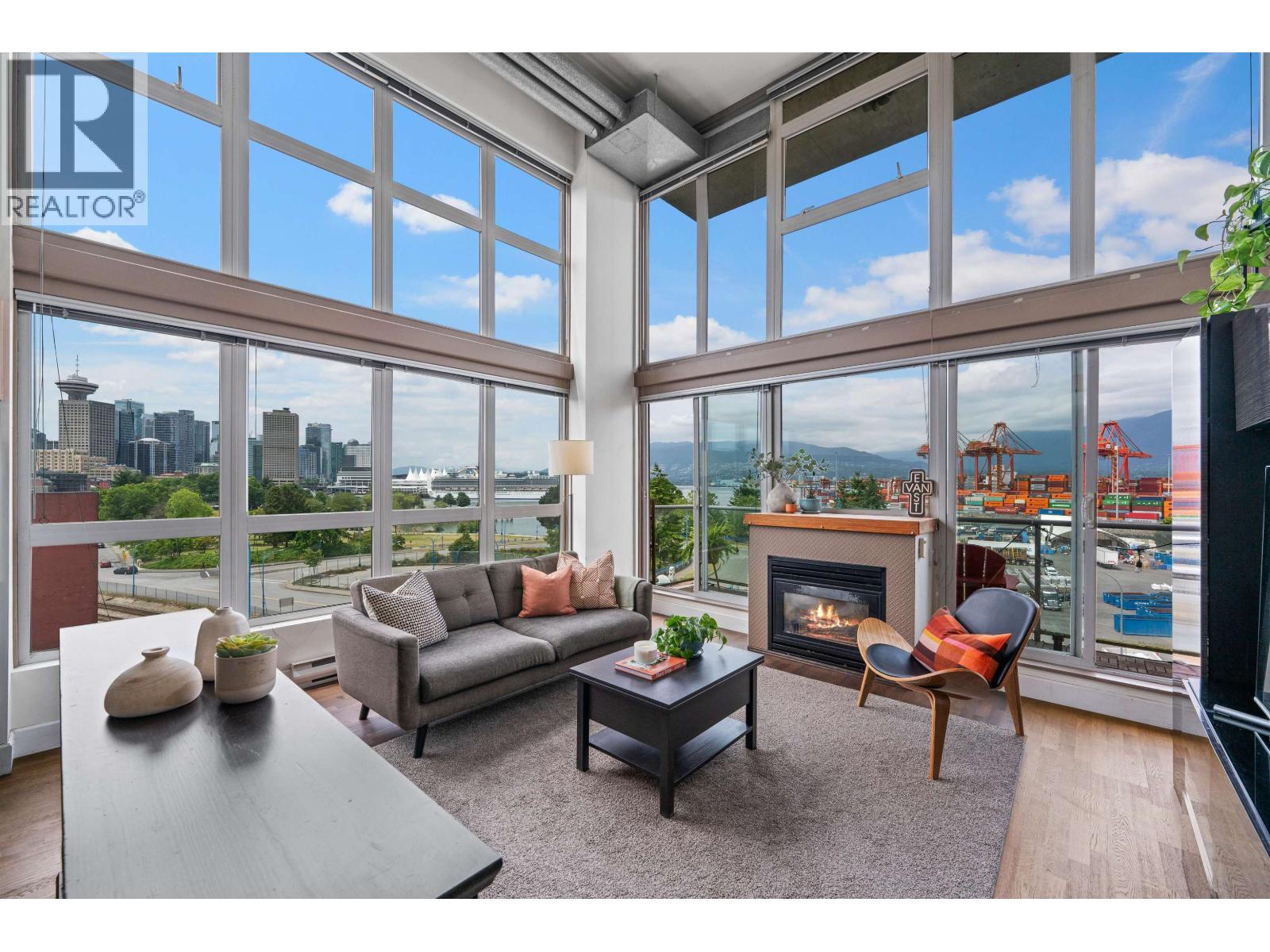 Photo 1 of 605 289 Alexander Street, Vancouver BC