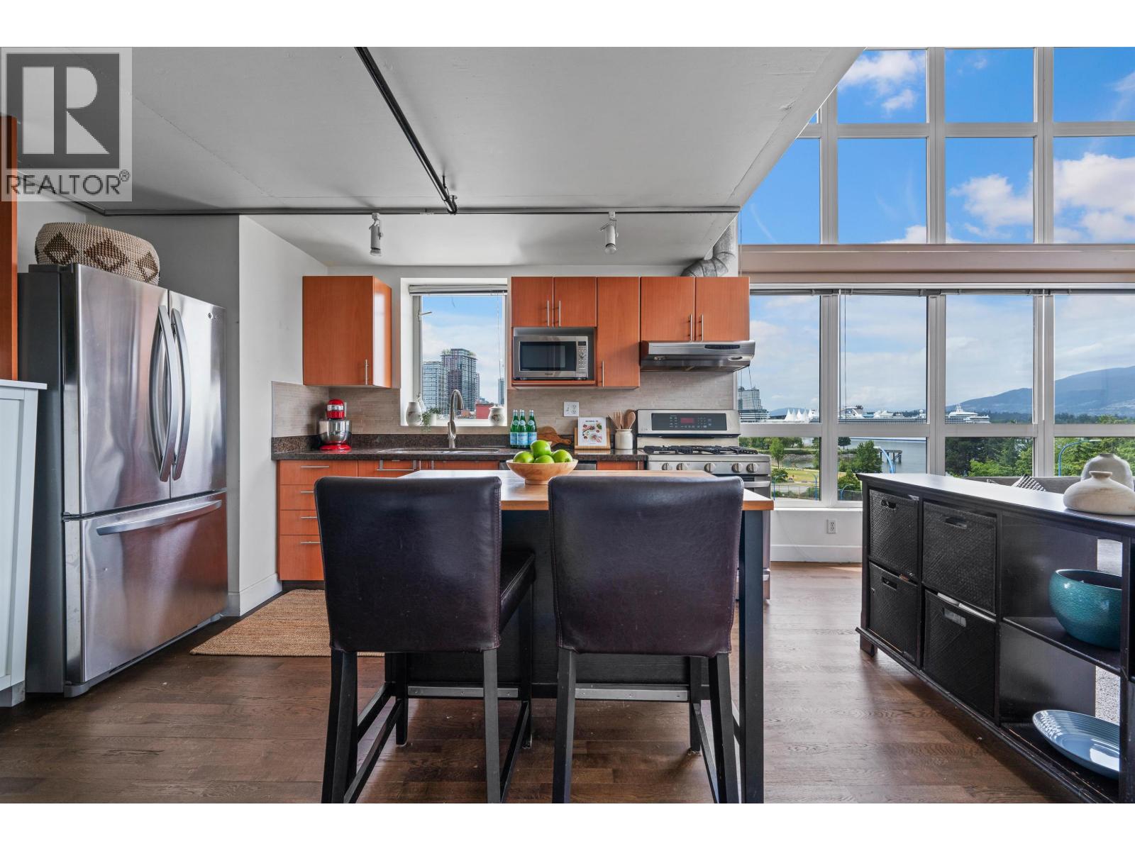 Photo 6 of 605 289 Alexander Street, Vancouver BC