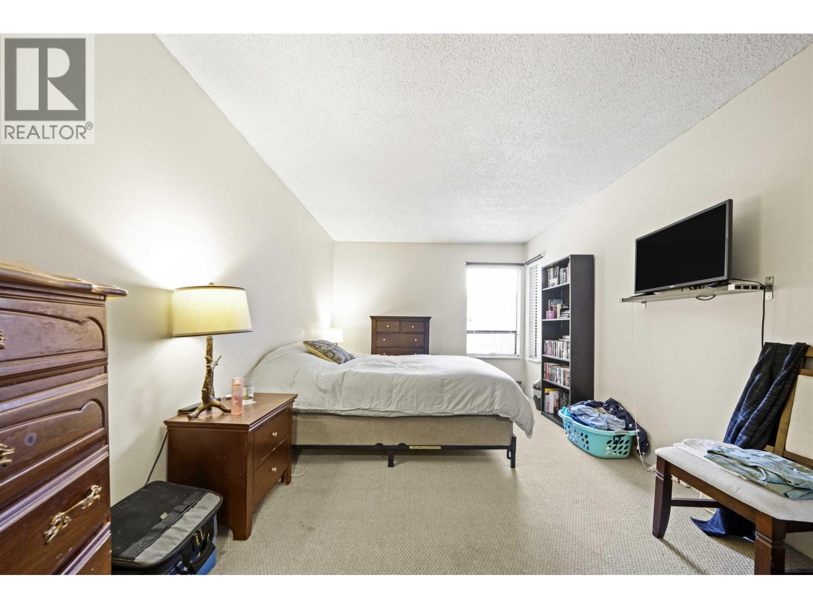 Photo 13 of 203 9584 Manchester Drive, Burnaby BC