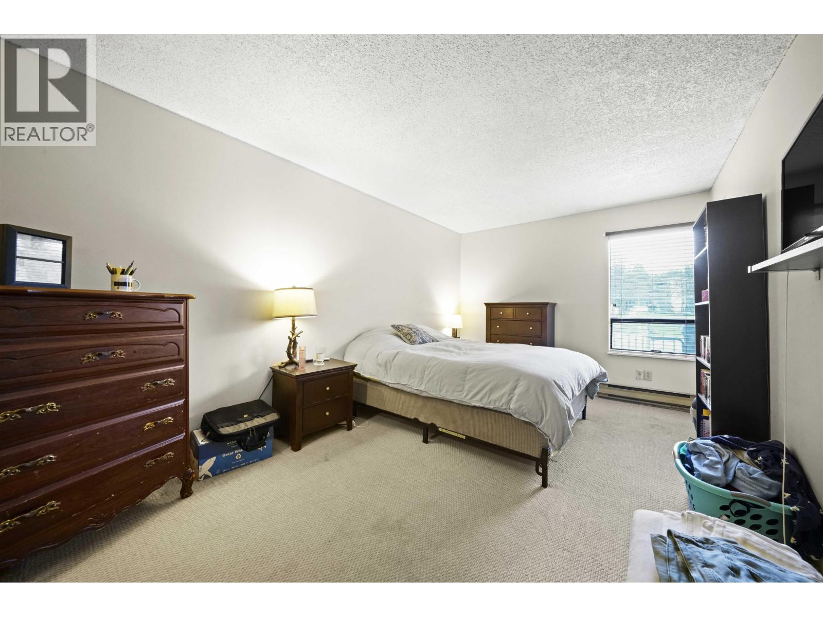 Photo 14 of 203 9584 Manchester Drive, Burnaby BC