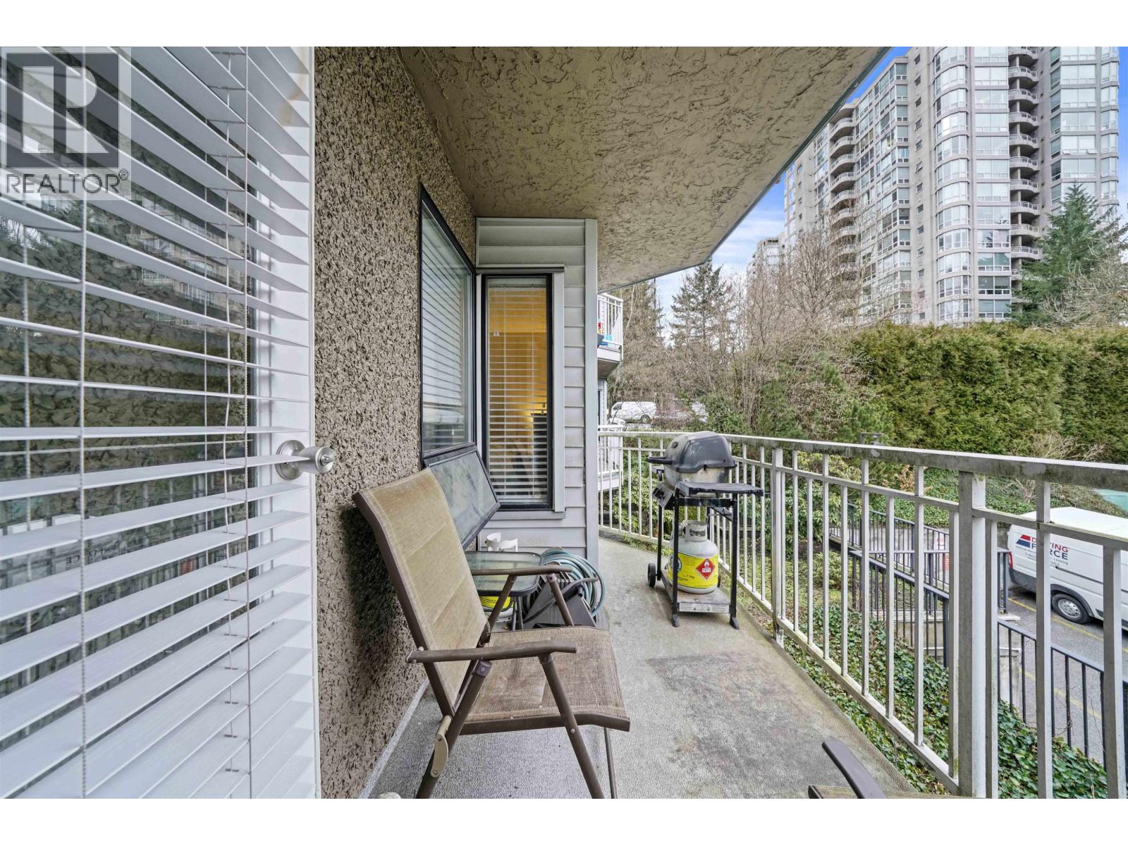 Photo 19 of 203 9584 Manchester Drive, Burnaby BC