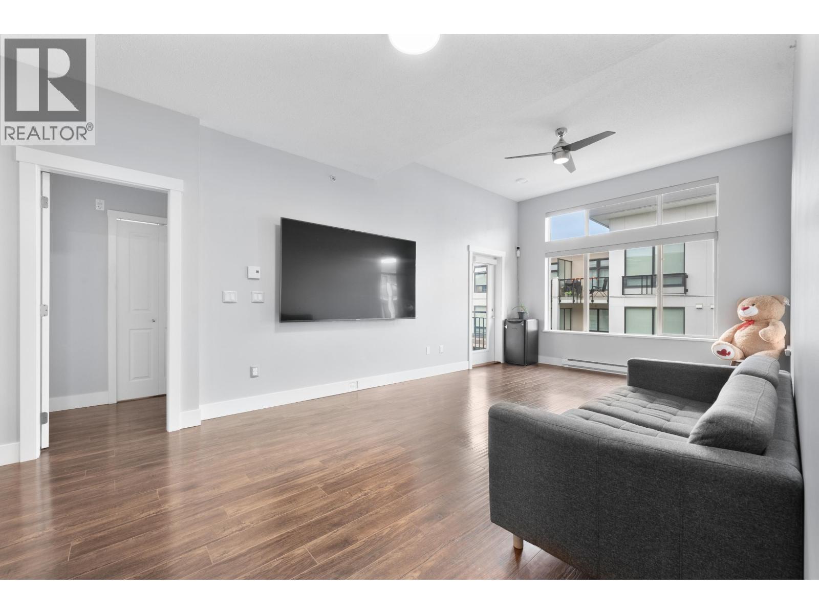 Photo 1 of 412 9299 Tomicki Avenue, Richmond BC