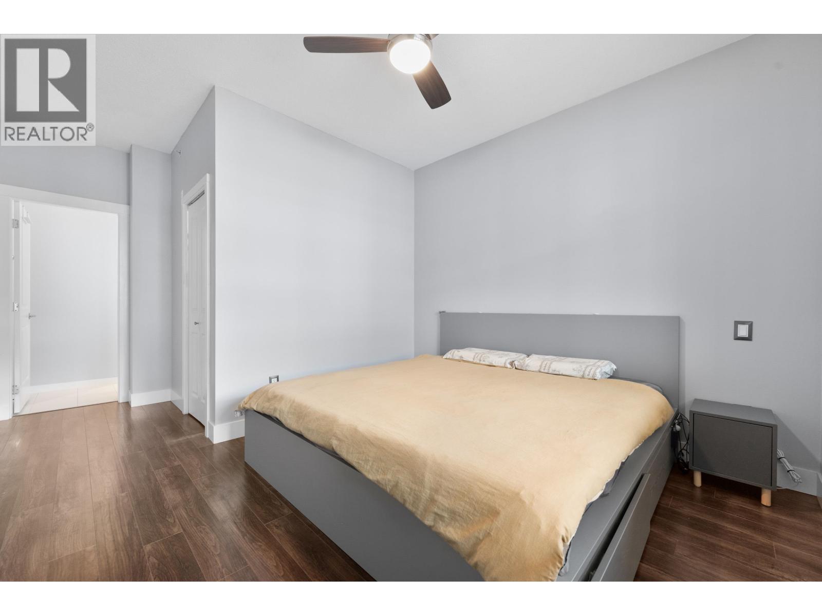 Photo 12 of 412 9299 Tomicki Avenue, Richmond BC