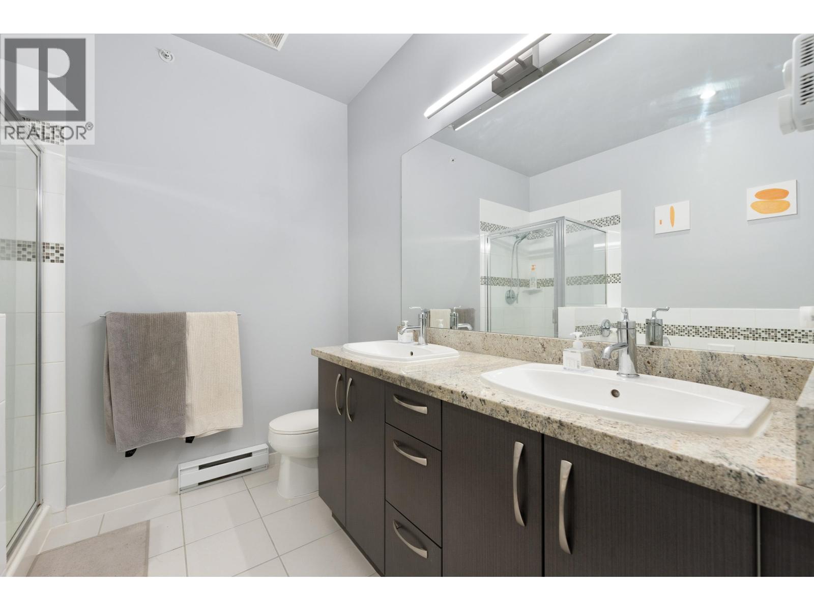 Photo 14 of 412 9299 Tomicki Avenue, Richmond BC