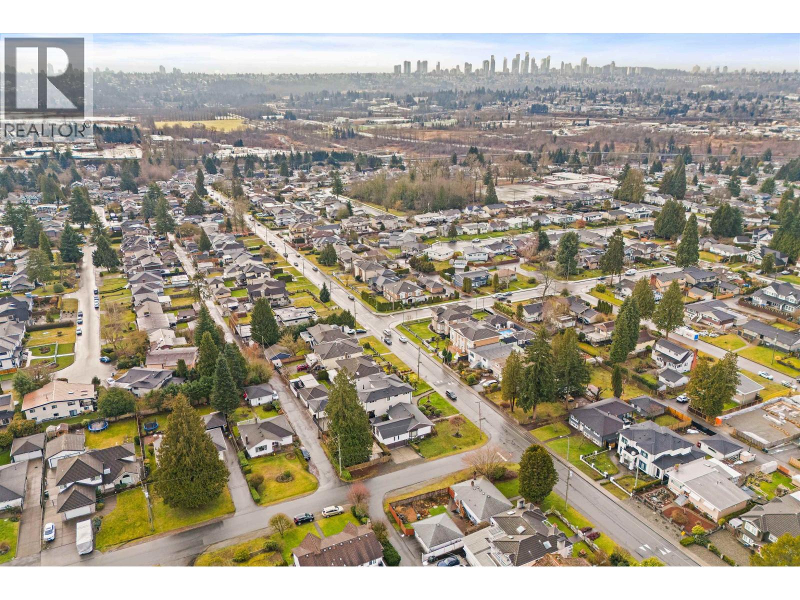 Photo 34 of 1904 Cliff Avenue, Burnaby BC