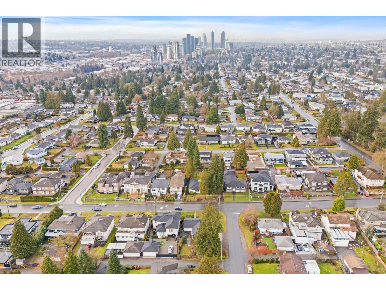 Photo 35 of 1904 Cliff Avenue, Burnaby BC