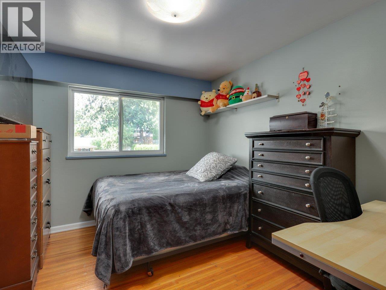 Photo 14 of 408 E 18th Street, North Vancouver BC