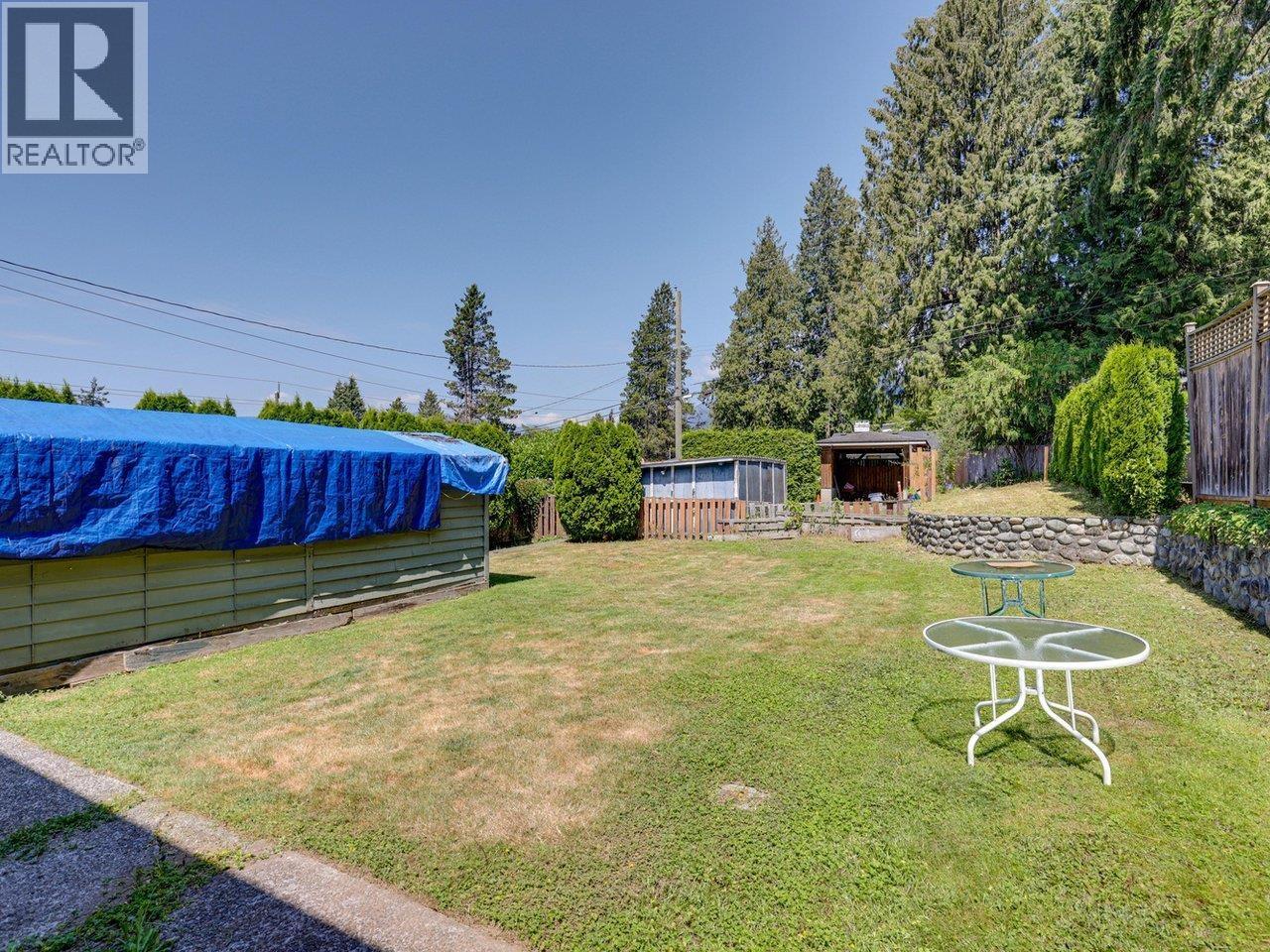 Photo 27 of 408 E 18th Street, North Vancouver BC