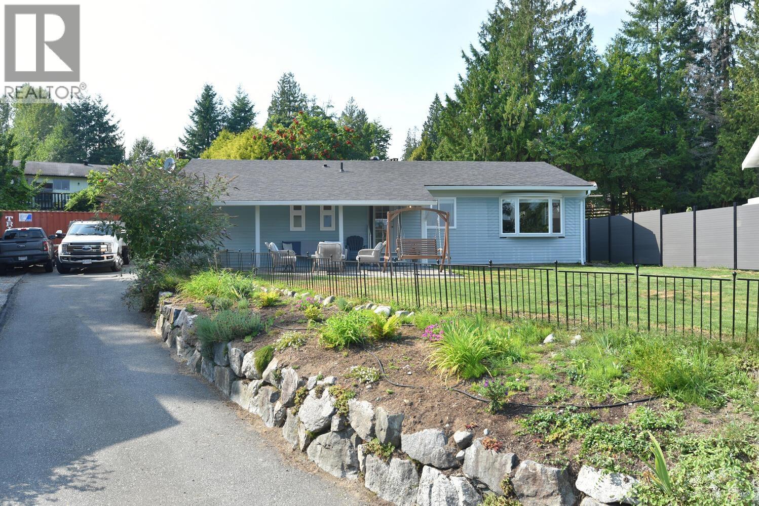 Photo 1 of 681 Fairmont Road, Gibsons BC