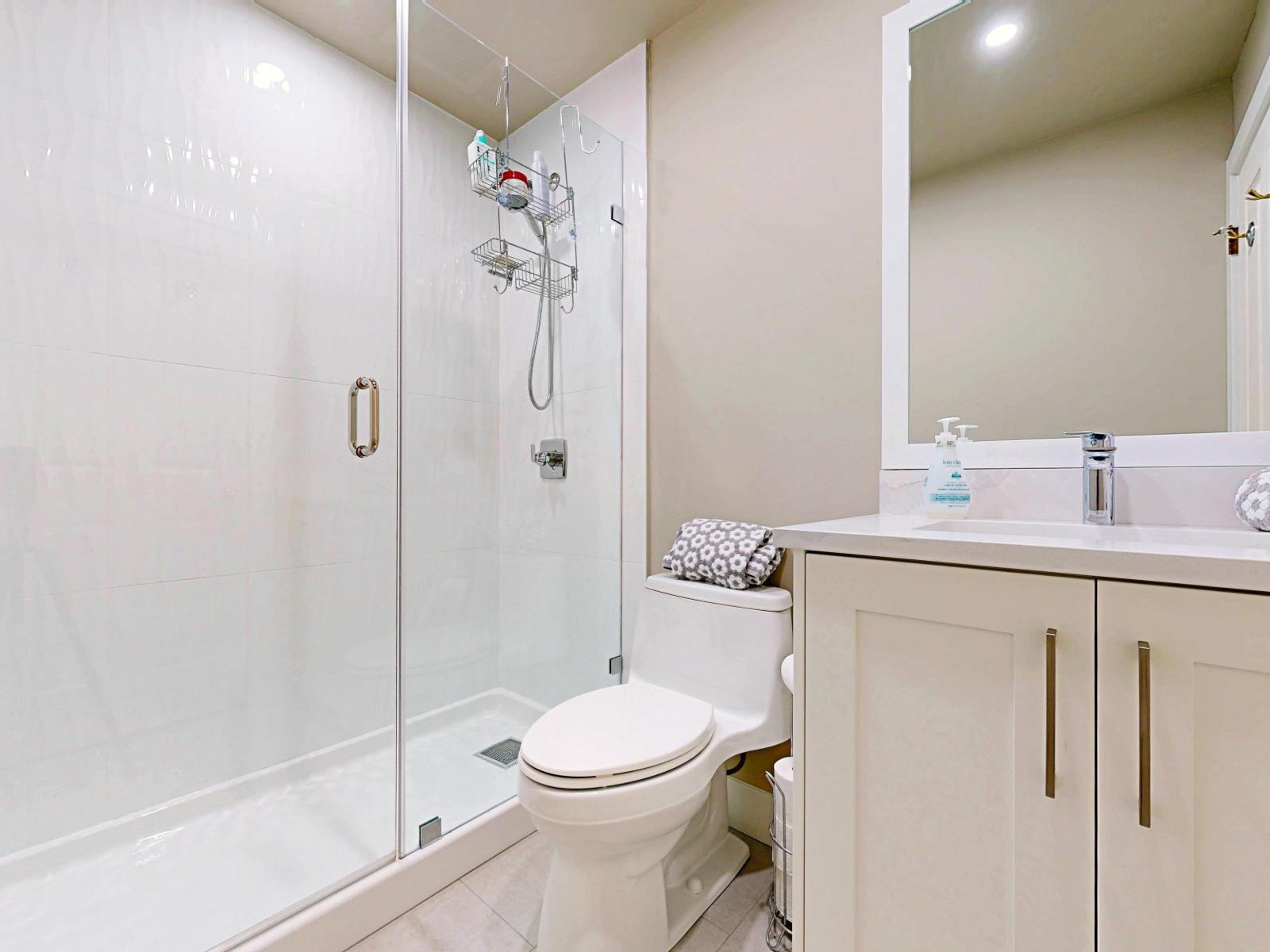 Photo 12 of 14883 57 A Avenue, Surrey BC