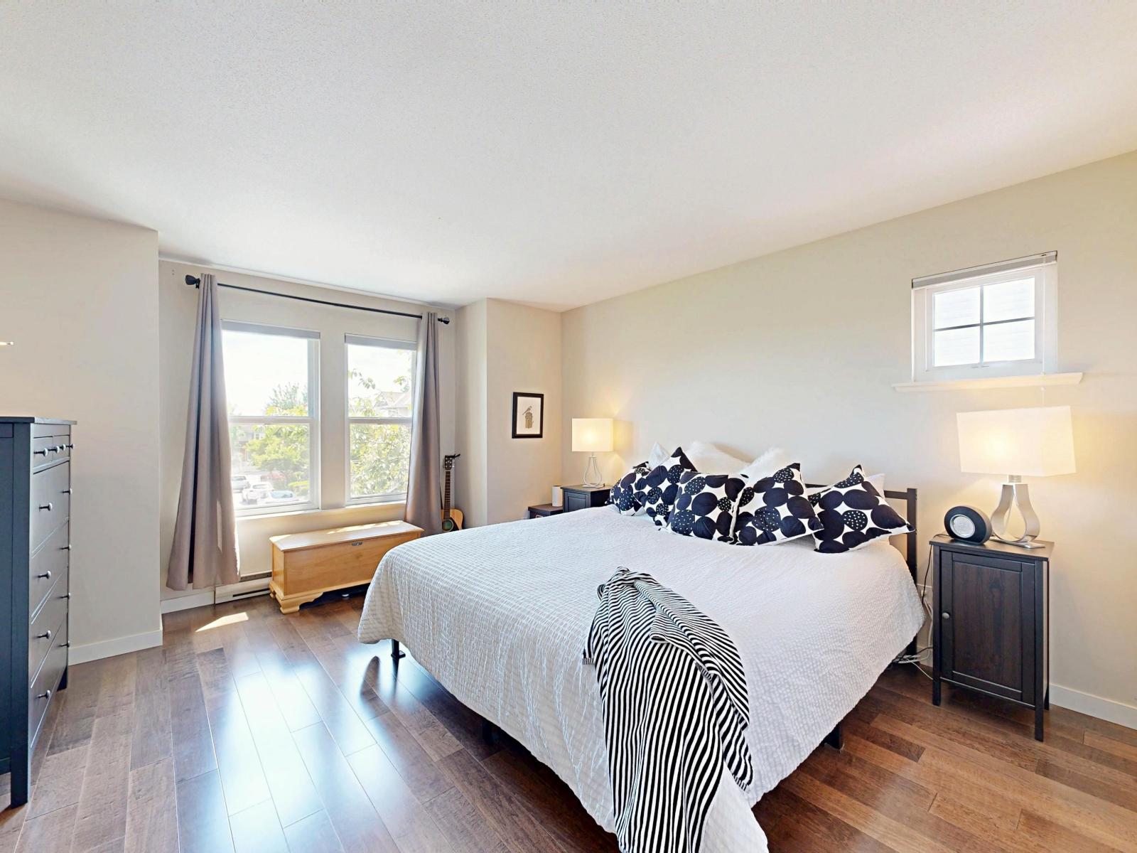 Photo 8 of 14883 57 A Avenue, Surrey BC