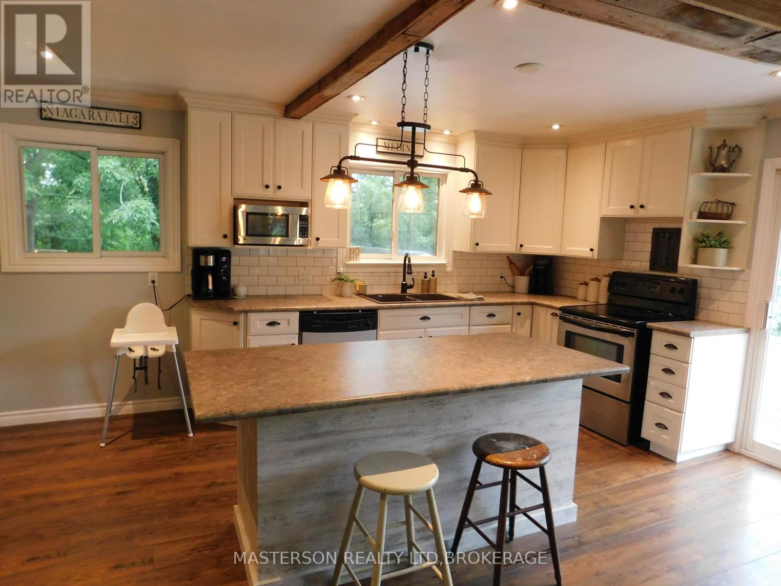1208 BENNER AVENUE - 20
