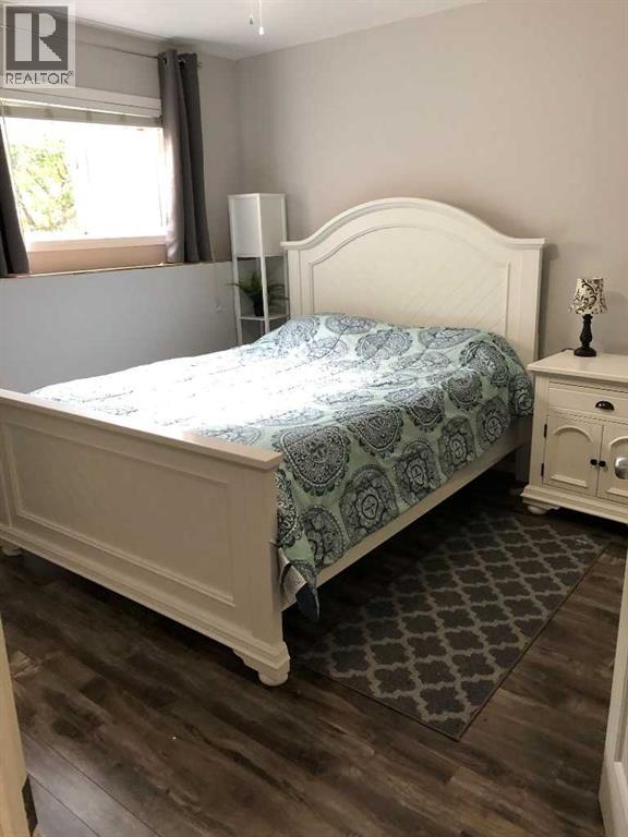 Photo 21 of 137 Jennings Crescent, Red Deer AB