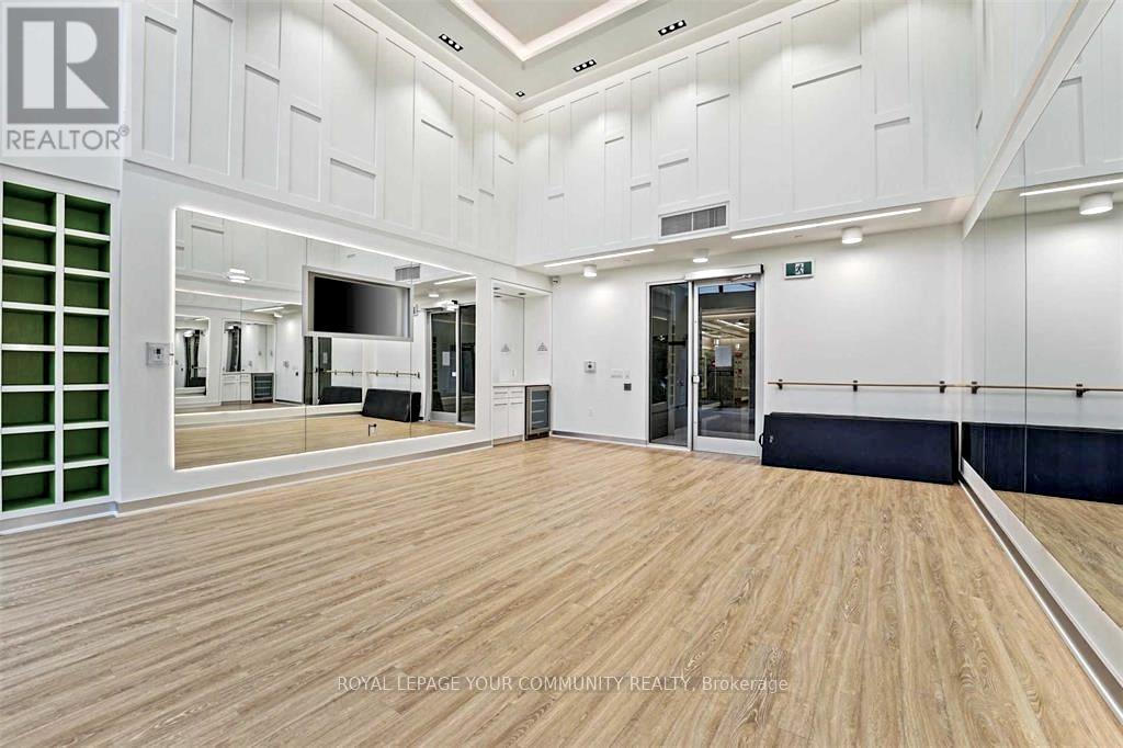 Photo 33 of 1212 75 Oneida Crescent, Richmond Hill ON