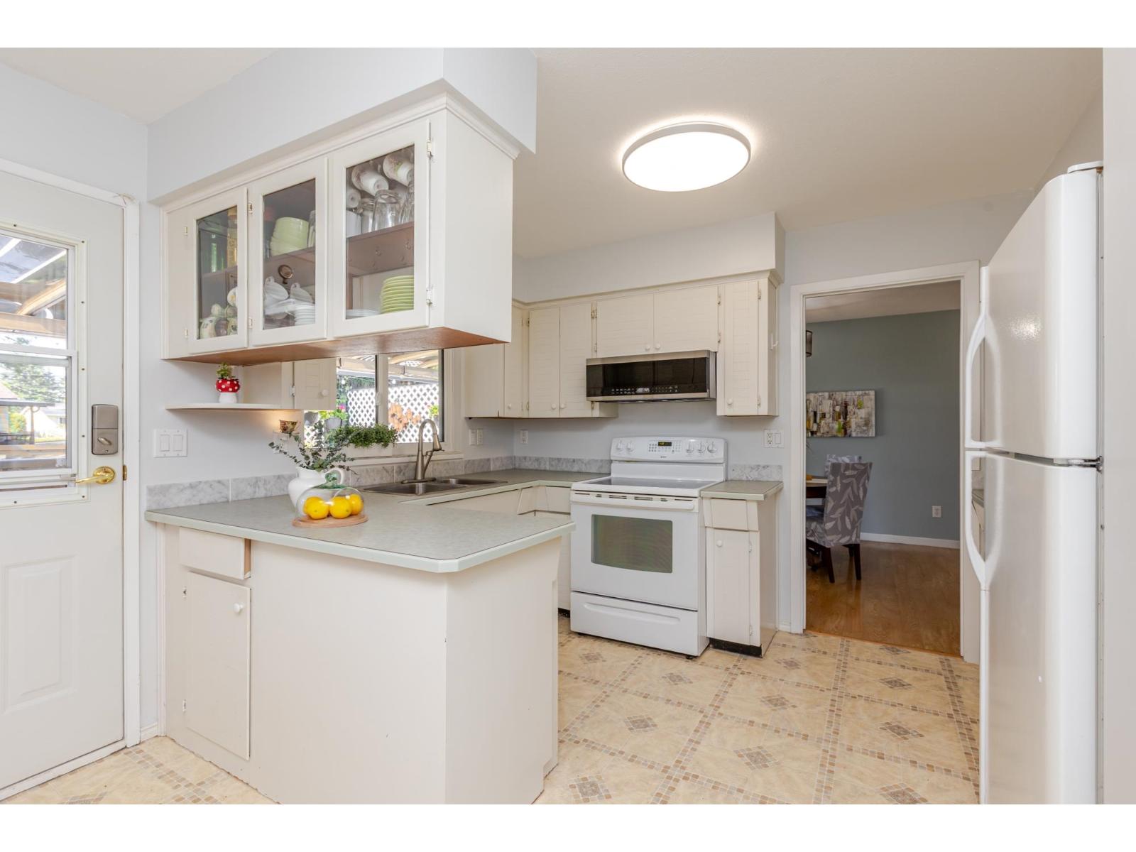 Photo 7 of 11371 87 A Avenue, Delta BC