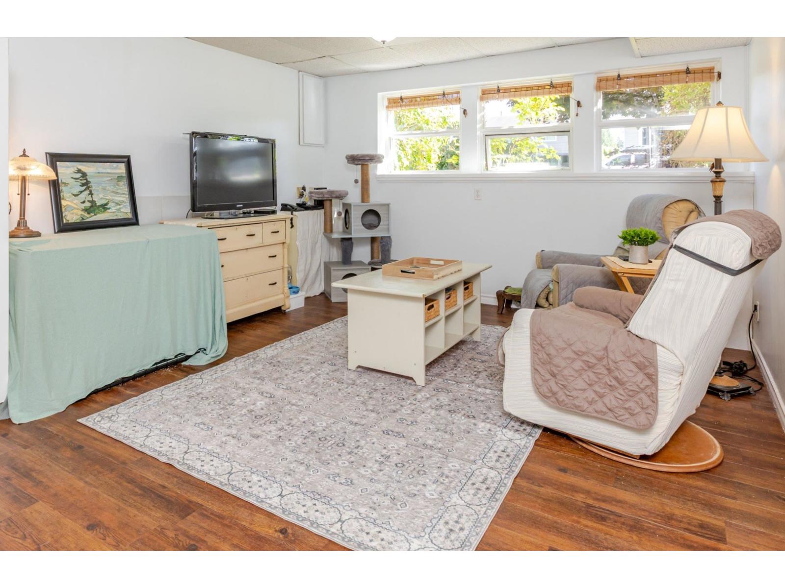 Photo 18 of 11371 87 A Avenue, Delta BC