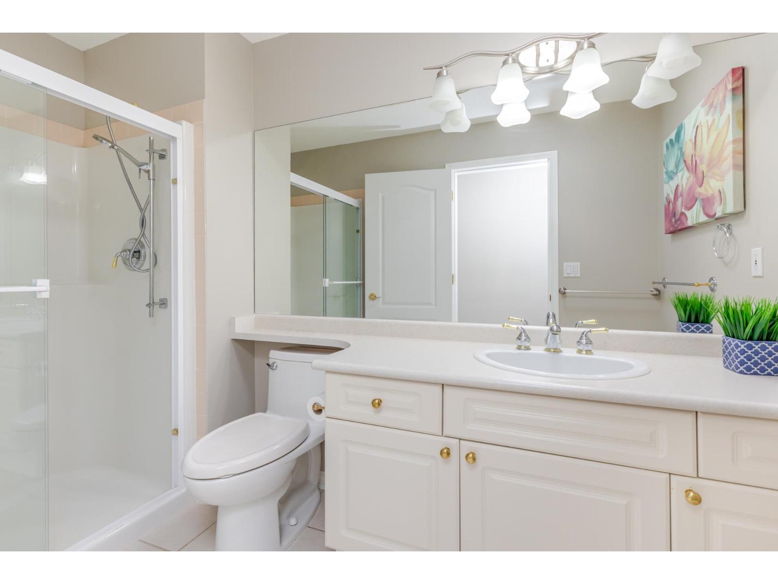 Photo 13 of 57 8555 209 Street, Langley BC