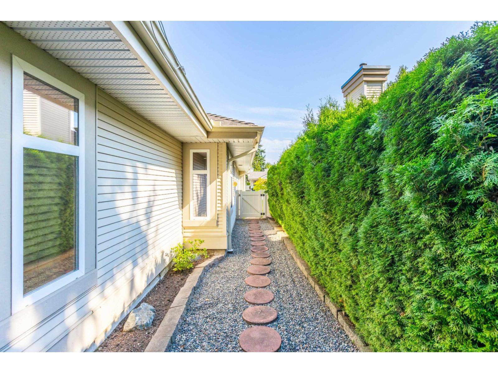 Photo 25 of 57 8555 209 Street, Langley BC