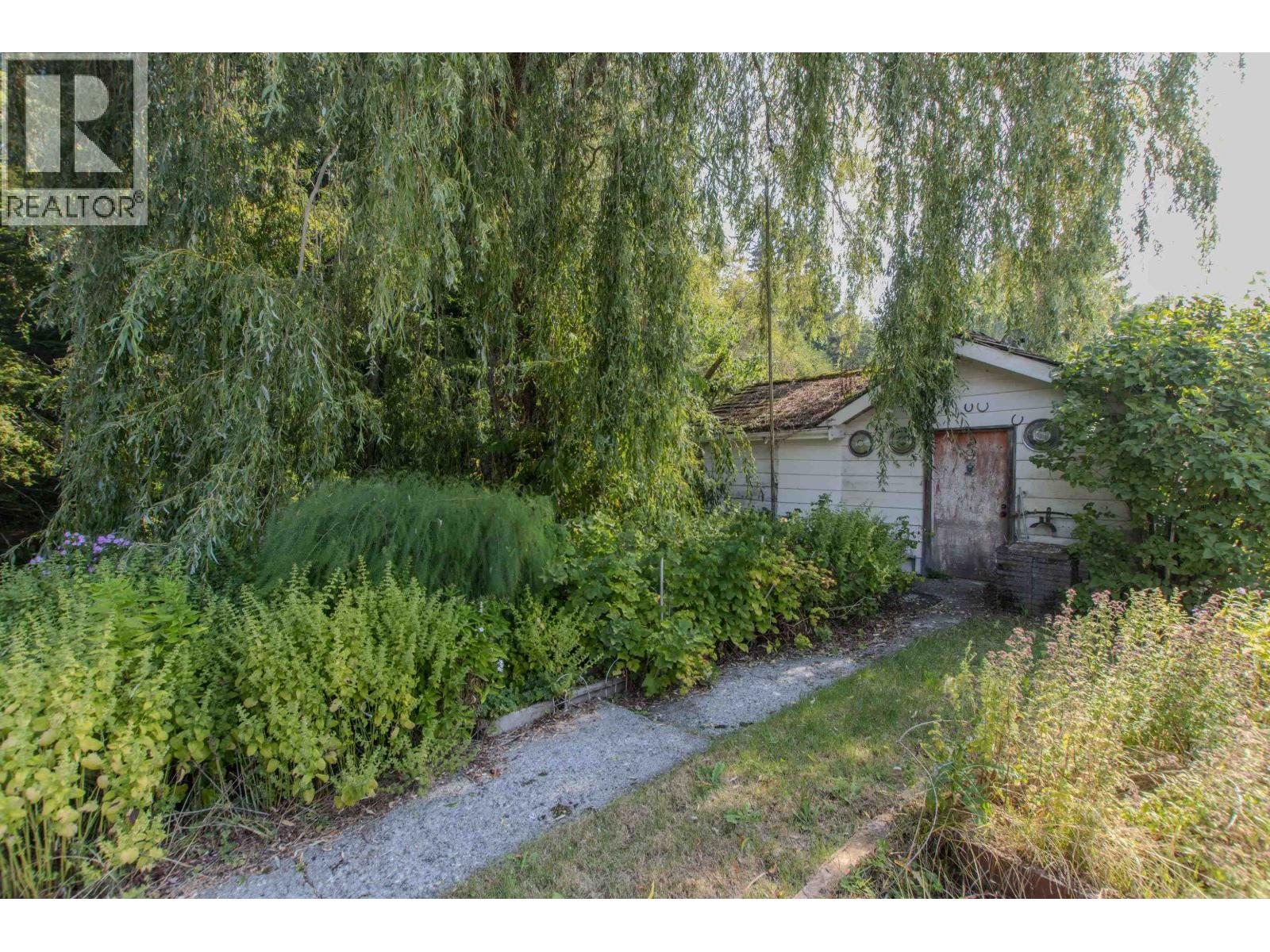 41560 GOVERNMENT ROAD, Squamish