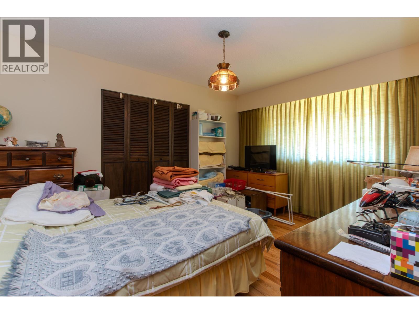 41560 GOVERNMENT ROAD, Squamish
