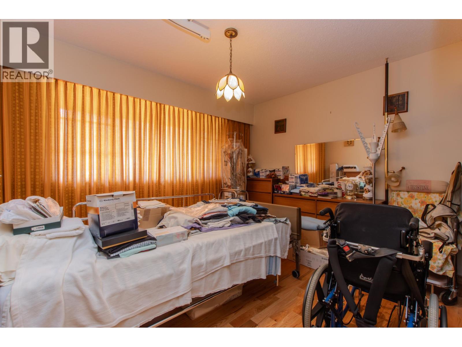 41560 GOVERNMENT ROAD, Squamish