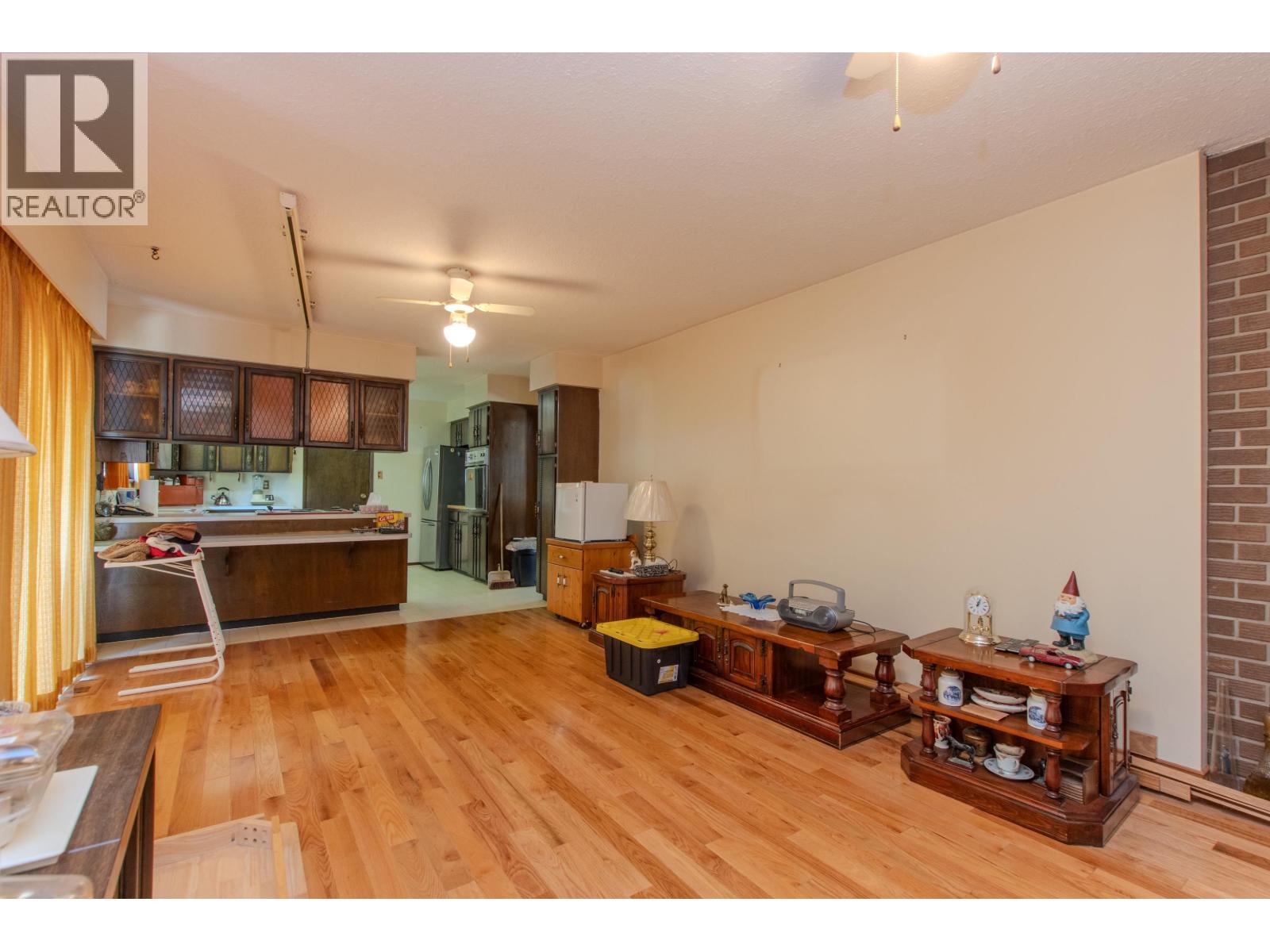 41560 GOVERNMENT ROAD, Squamish