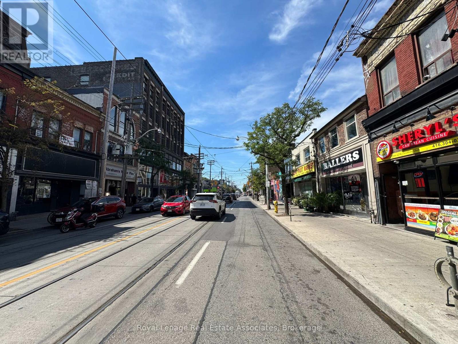 Photo 20 of 560 Queen Street W, Toronto ON