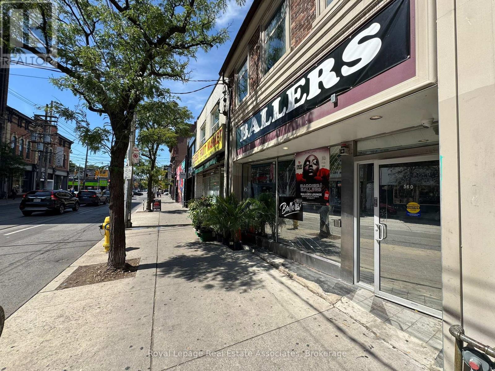 Photo 22 of 560 Queen Street W, Toronto ON