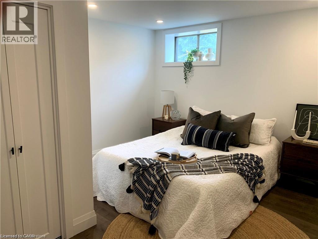 Photo 9 of 46 Cloke Court Unit Lower, Hamilton ON