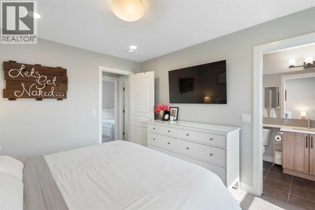 Photo 20 of 301 32 Horseshoe Crescent, Cochrane AB