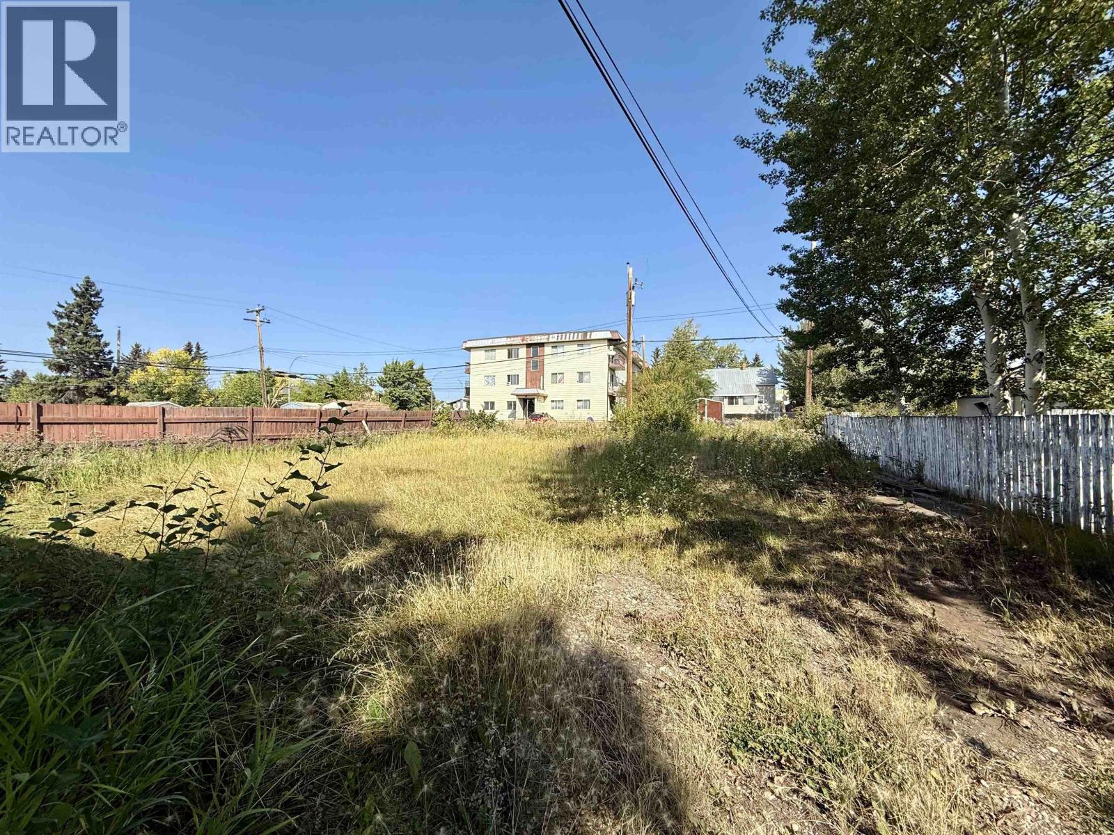 Photo 3 of 9520 Se 97 Avenue, Fort St John BC