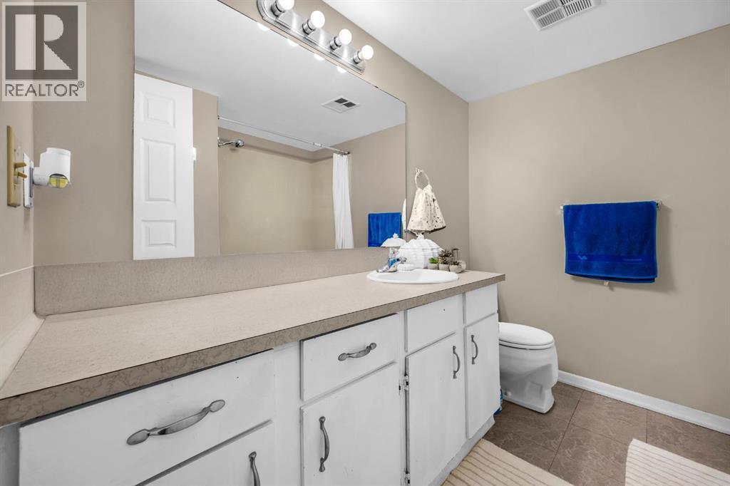 2417, 3500 VARSITY DRIVE NW - 14