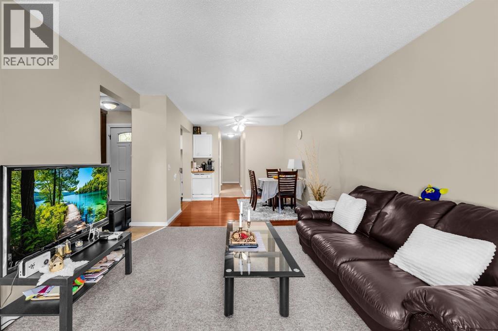 2417, 3500 VARSITY DRIVE NW - 8