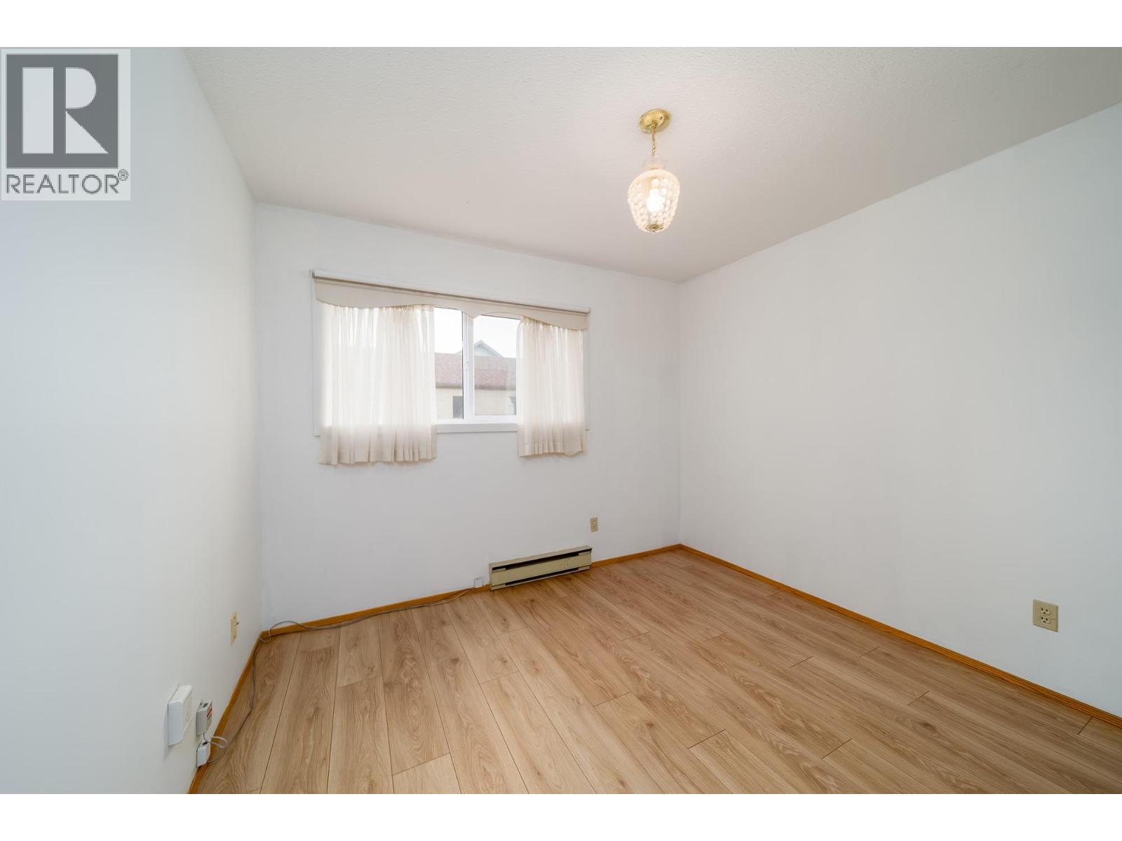 101 1055 Glenwood Avenue, Kelowna