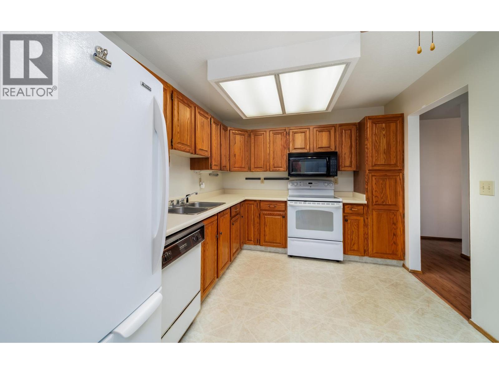 101 1055 Glenwood Avenue, Kelowna