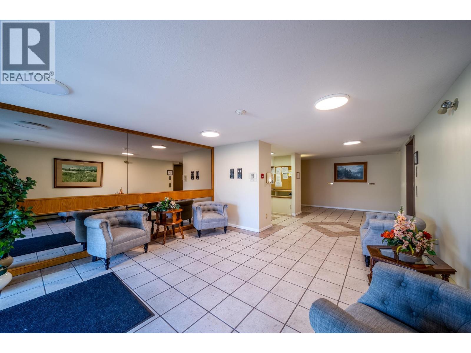 101 1055 Glenwood Avenue, Kelowna