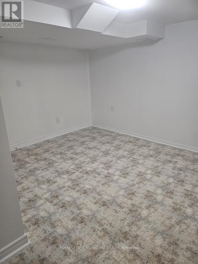 Photo 10 of 3603 Copernicus Drive, Mississauga ON