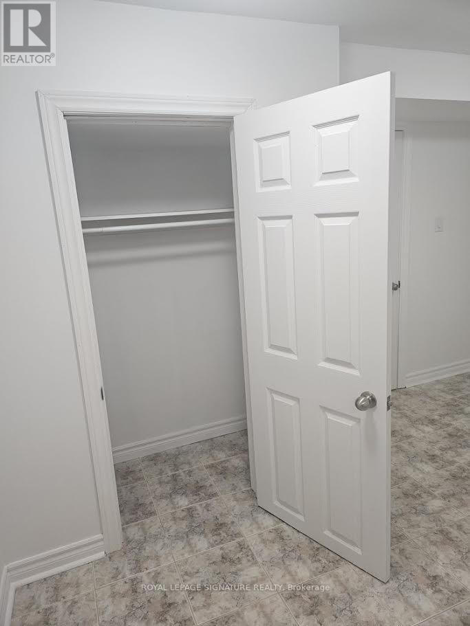 Photo 8 of 3603 Copernicus Drive, Mississauga ON