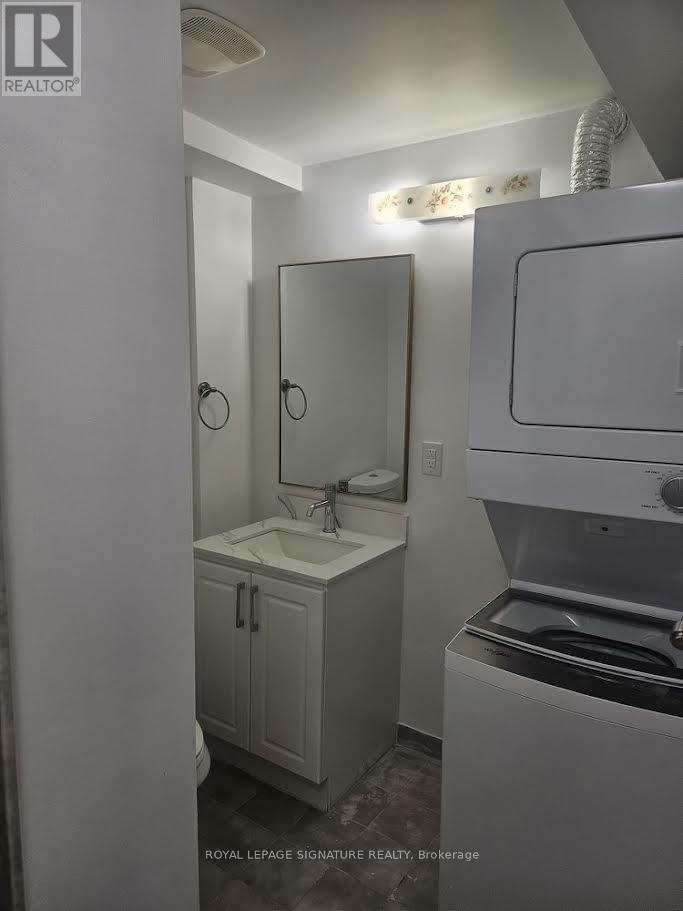 Photo 14 of 3603 Copernicus Drive, Mississauga ON