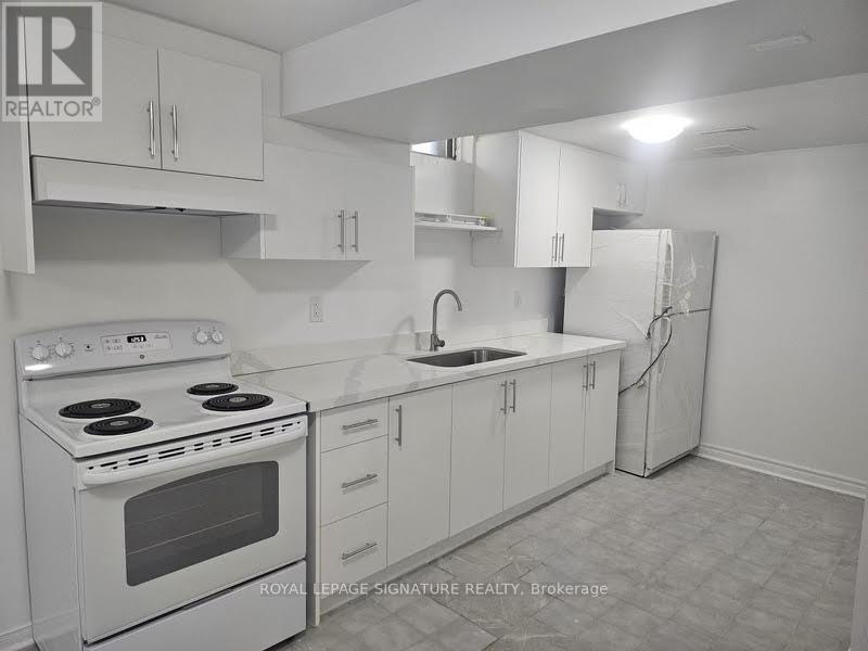 Photo 5 of 3603 Copernicus Drive, Mississauga ON