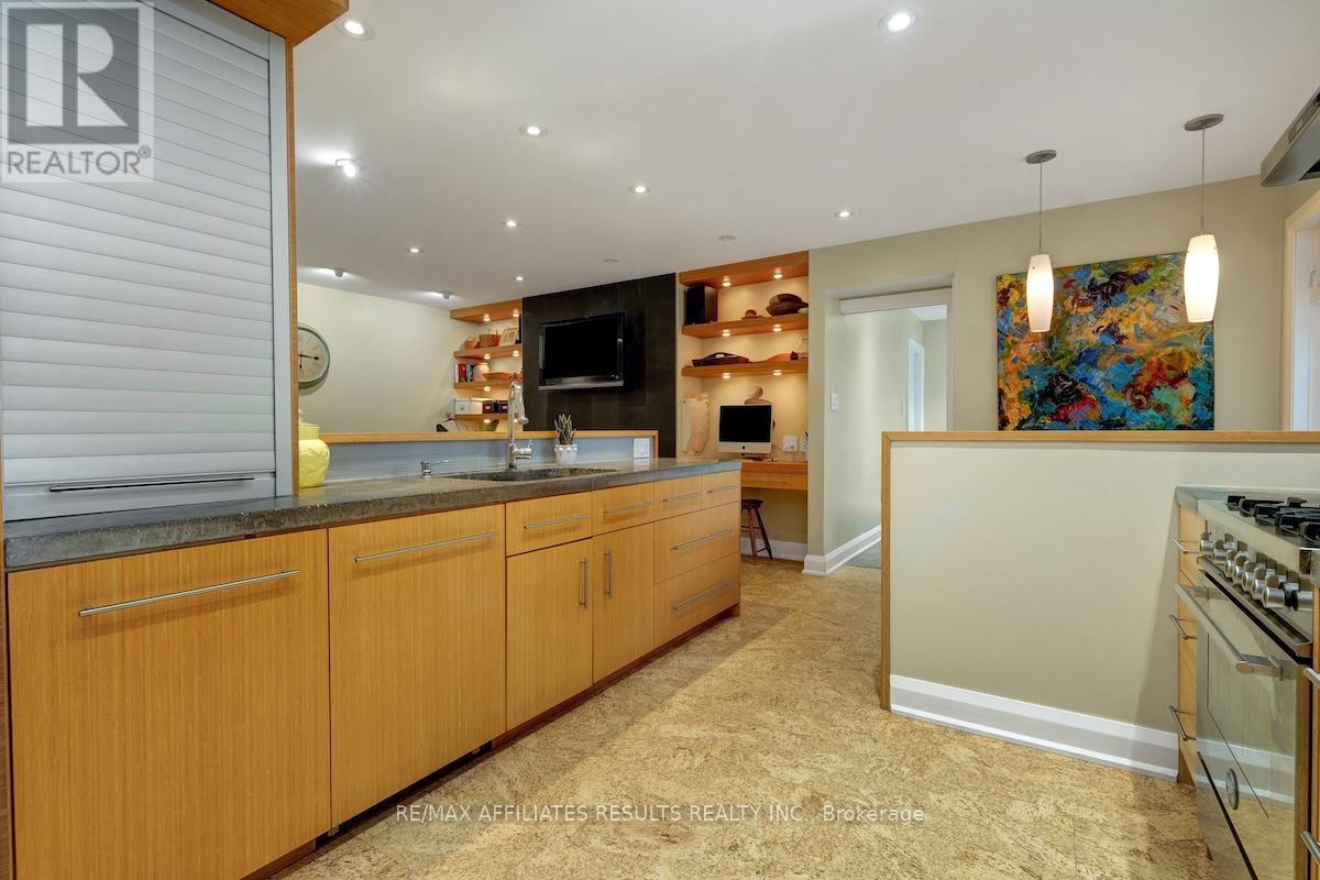 Photo 11 of 5 Tiffany Crescent, Ottawa ON
