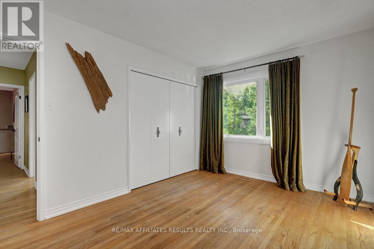 Photo 21 of 5 Tiffany Crescent, Ottawa ON