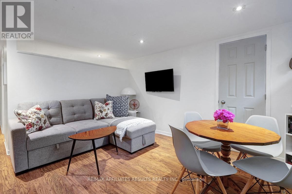 Photo 28 of 5 Tiffany Crescent, Ottawa ON