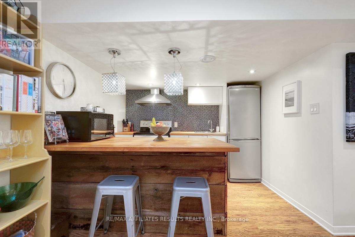 Photo 32 of 5 Tiffany Crescent, Ottawa ON