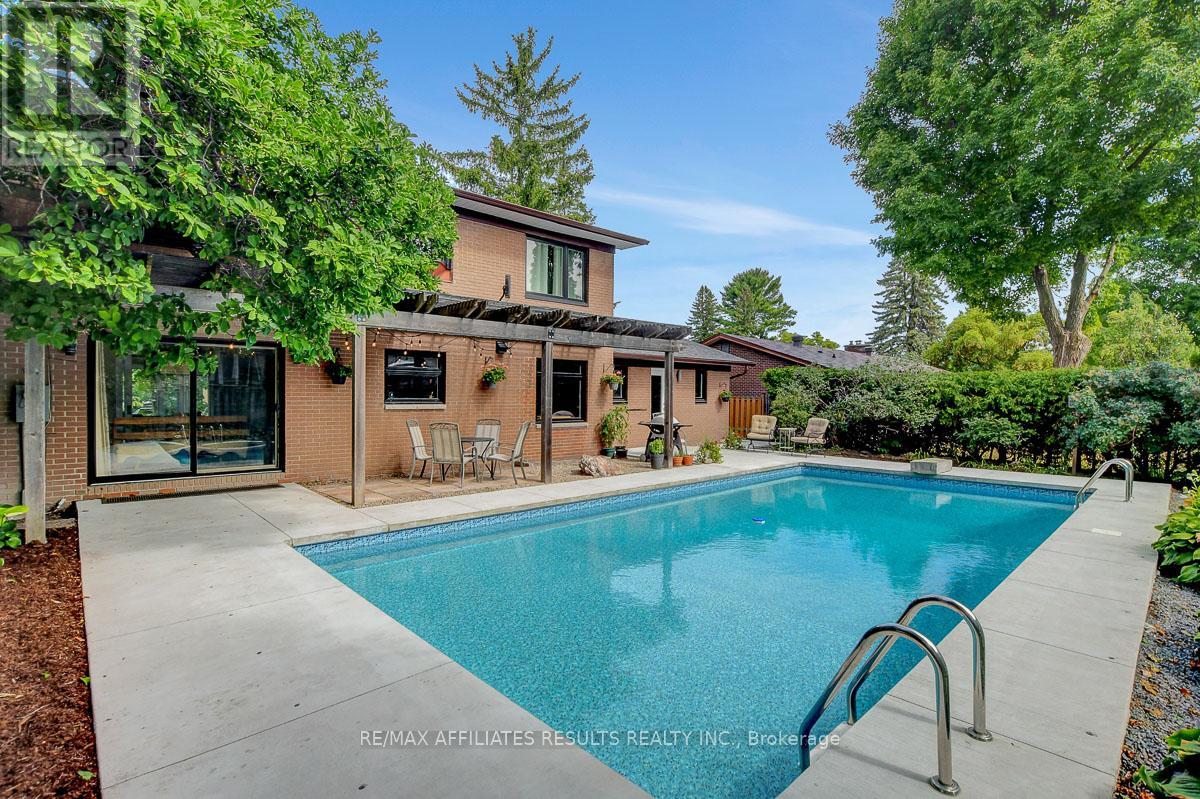 Photo 42 of 5 Tiffany Crescent, Ottawa ON