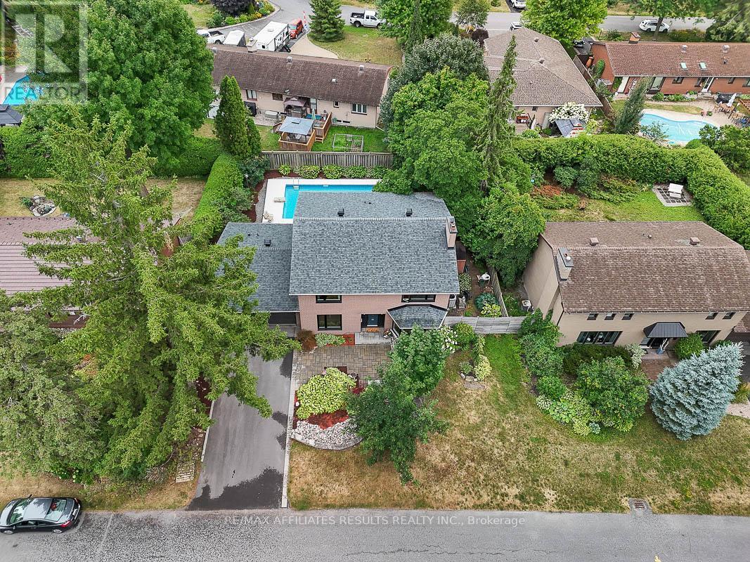 Photo 47 of 5 Tiffany Crescent, Ottawa ON