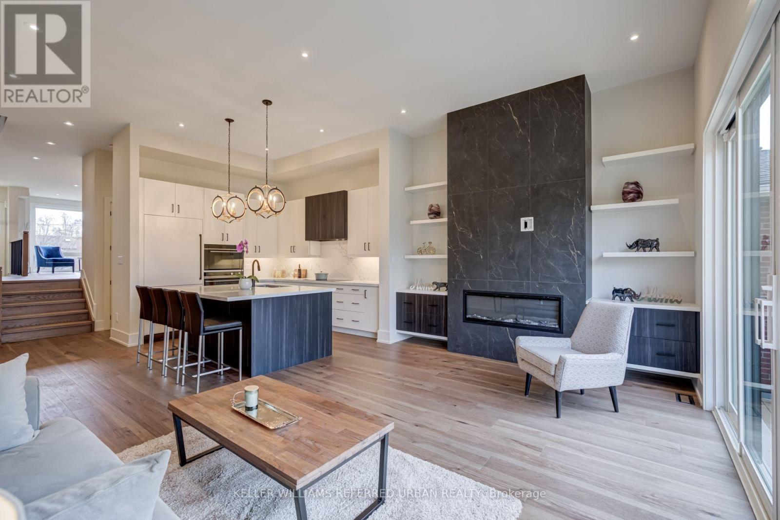 Photo 14 of 62 Ash Crescent, Toronto ON